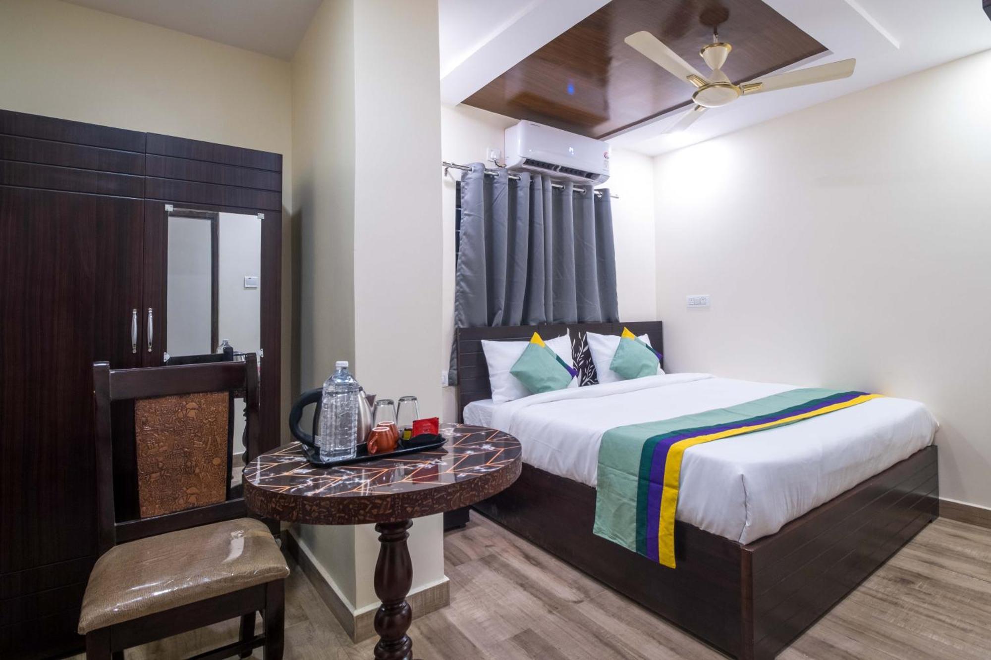 Treebo The Address Inn Mehdipatnam 하이데라바드 외부 사진